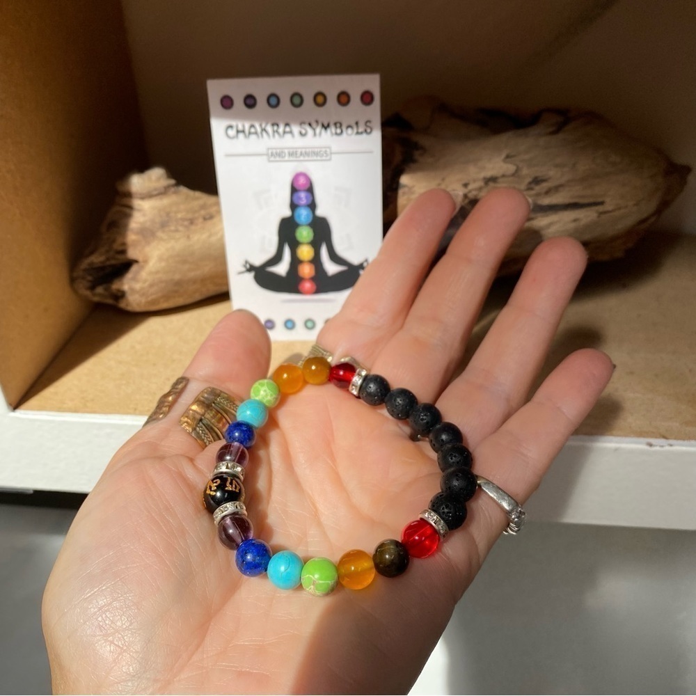 🌙AROMATHERAPY oil diffuser bracelet w CHAKRA boho/zen meditation vibe - Picture 9 of 9